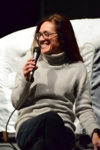 Michela Marzano presenta Qualcosa che brilla