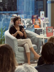 Giulia Baldelli presenta Un mondo soltanto